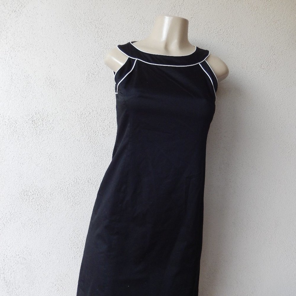 Ann Taylor black little dress size 2p